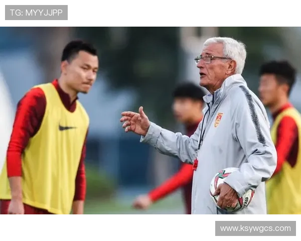 家属赴吉达助阵国足决赛防反